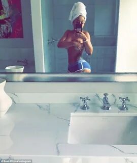 Blac Chyna shares topless selfie as emerges from shower Dail