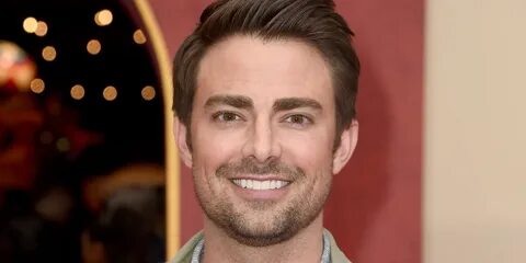Jonathan Bennett Says the 'Mean Girls' Zoom Reunion Was 'Awk