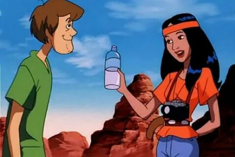 Scooby Doo and the alien invasion Shaggy and Crystal Shaggy 