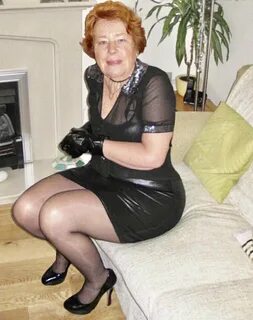 cathy, shiny granny, pvc granny, pvc skirt, stockings, skirt, shiny.