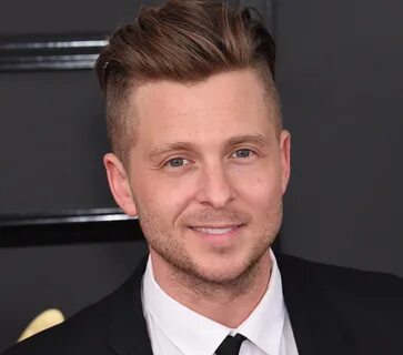 Ryan Tedder de la OneRepublic, trup perfect si talent pe mas