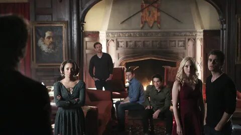 The Vampire Diaries (S06E22): I'm Thinking of You All the Wh