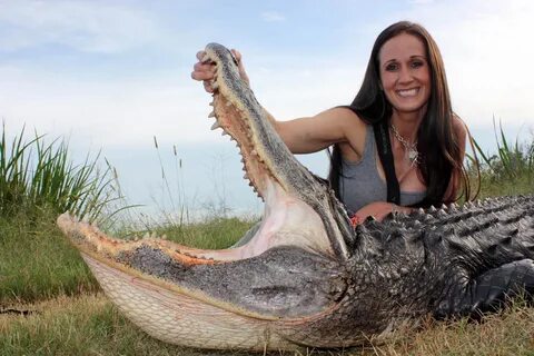 VIDEO: Alligator Hunting in South Carolina - Petersen's Hunt