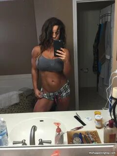 Huge Fappening Collection Featuring WWE’s Kaitlyn (200 Pictu