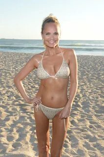 Kristin Chenoweth returns to her favorite vacation spot, The