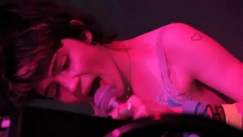 Grimes Performs Nightmusic At Gorilla Vs Bear. Mexican Summe