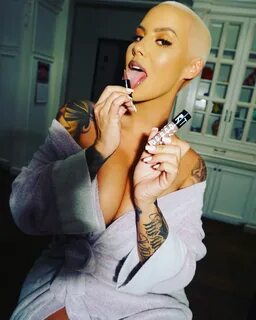 Photos of Amber Rose. Images from DaRealAmberRose twitter ac