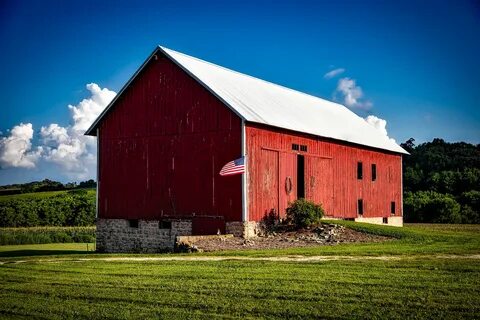 I love farmland, farmhouses, farm homes and big old barns. V