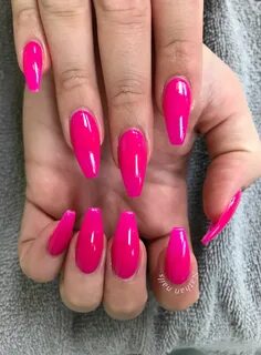 Summery hot pink Coffin nails Pink acrylic nails, Hot pink n