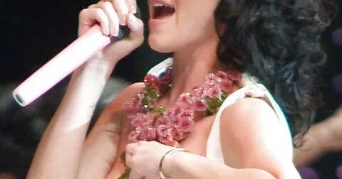 Katy Perry Nipple Slip - Imgur