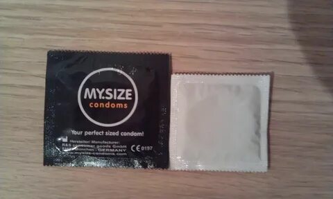 Kondom zu eng Kleine und enge Kondome: Der Größenvergleich. 
