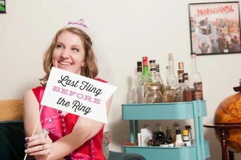 18 Fun (& Easy!) Hot Pink and Black Bachelorette Party Ideas