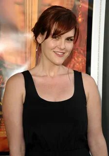 Pictures of sara rue