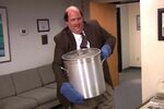 Here's how to make Kevin's famous chili from 'The Office' Fa