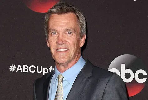 Neil Flynn Full Bio, Movies, Wife, Height, Net worth 2021