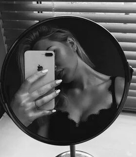Mirror Selfie poses instagram, Cute instagram pictures, Self