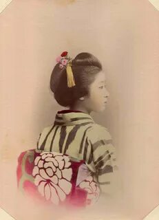 Vintage japanese albumen hand-painted photos