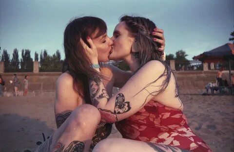 Girls Kissing - photos-for-locals - Lomography