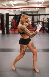 Ashlee Evans-Smith: MMA's Model Ass-Kicker