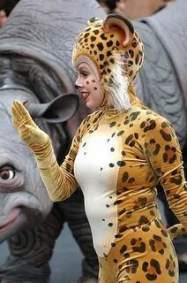 Картинки по запросу women unmasked in fursuit Animal costume