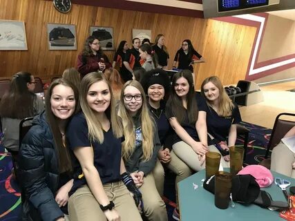 Champions and qualifiers celebrate at high school bowling re