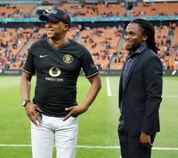 Siphiwe Tshabalala to make announcement on his future