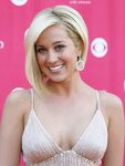 32 Hottest Kellie Pickler Bikini Pictures Are Show Her Sexy 