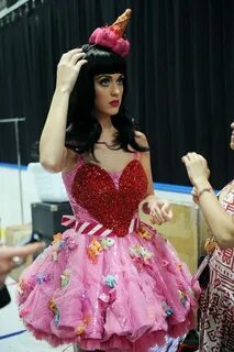 Katy Perry// California Dreams Tour Katy perry dress, Katy p
