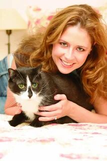 Jenna Fischer: Her Pets Will Show You Who’s Boss! - Animal F