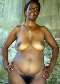 Mature african women naked