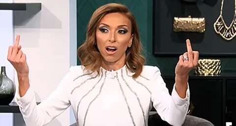 What The Hell Is Going On With Giuliana Rancic? - Forever Tw