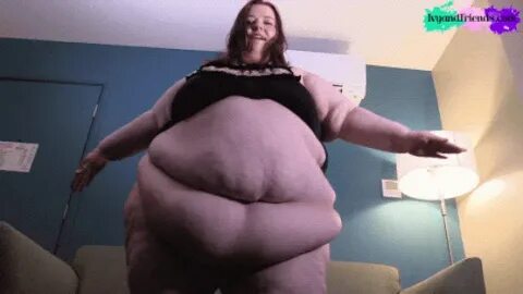 SSBBW Ivy and Friends - Pleasantly Plumps Supersized Belly J