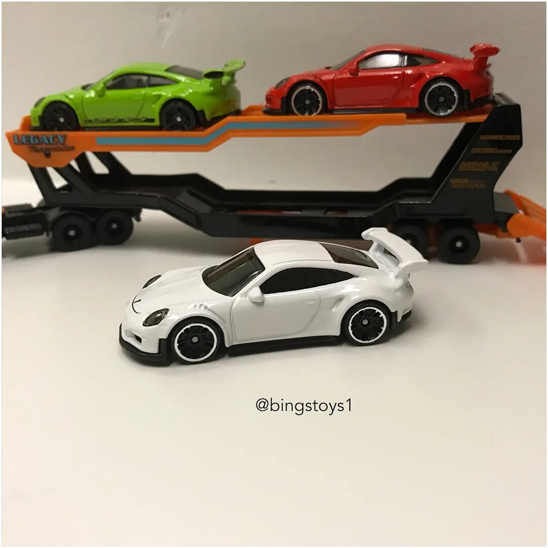 Hot wheels porsche cyberpunk фото 105