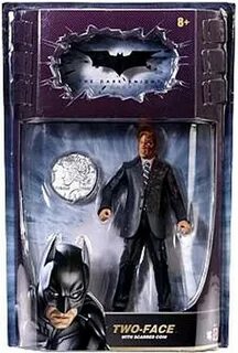 Batman Two-Face 13 Collectible Figure DC Direct - ToyWiz