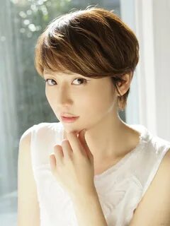 Japanese woman shorthair