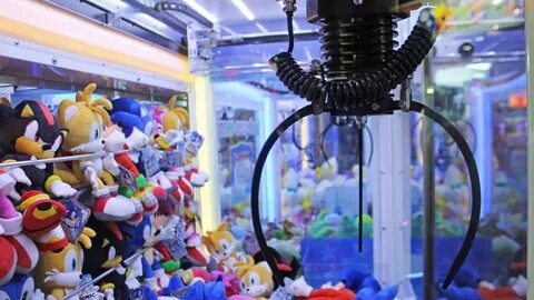 The claw machine - a classic arcade challenge