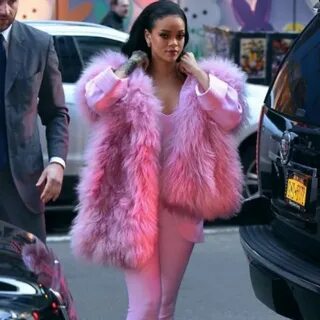 #rihanna #winter #furcoat #pink fur coat #outfit Fashion, Pi