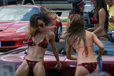 Twin Peaks Bikini Car Wash (Austin vs Round Rock) MarkScottA