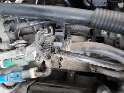 Ошибка P2008 Система клапанов дроссельной заслонки Volvo S40