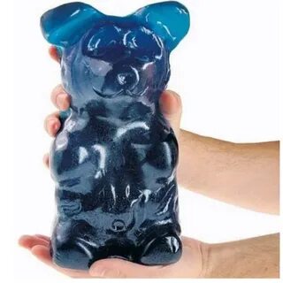 I REALLY want this Giant Gummy Bear!!!! Yummy in my Tummy Gu