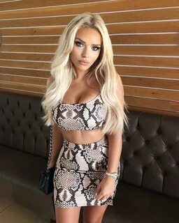 Hypersexualized Girls: Becca - Fuckable hypersexualized Chav