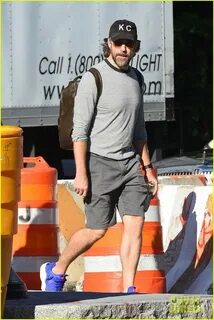 Jason Sudeikis Soaks Up the Sunny Weather in NYC: Photo 4112