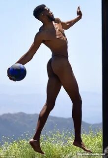 Karl Anthony Towns Posing Naked For ESPN - Gay-Male-Celebs.c