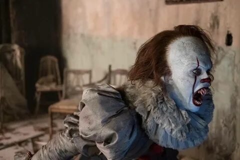 Amazing Behind The Scenes Images From Stephen King's IT Show