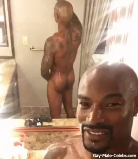 Tyson Beckford Showing Off His Nude Muscle Ass - Gay-Male-Ce