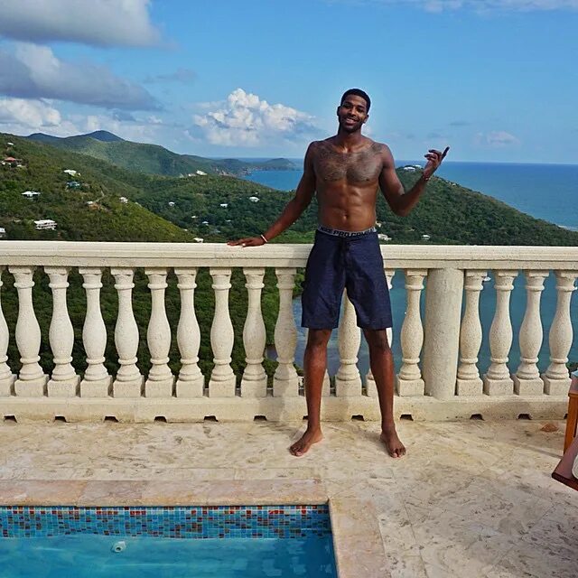 Tristan Thompson в Instagram: "Cooling on the island, Double T style&q...