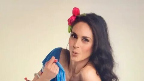 Wendy Braga es Lupita en Nosotros los Guapos Galavisión Univ