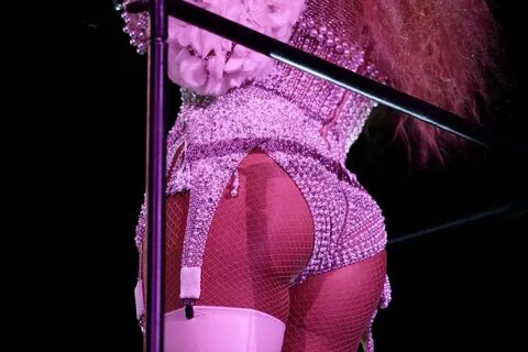 Beyonce Showing Her Ass - Porn Photos Sex Videos