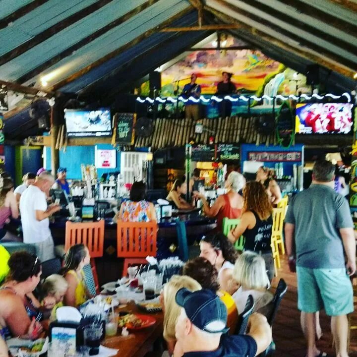 Johns Pass Today в Instagram: "Fun in The Hut at lunchtime today! #vsp...