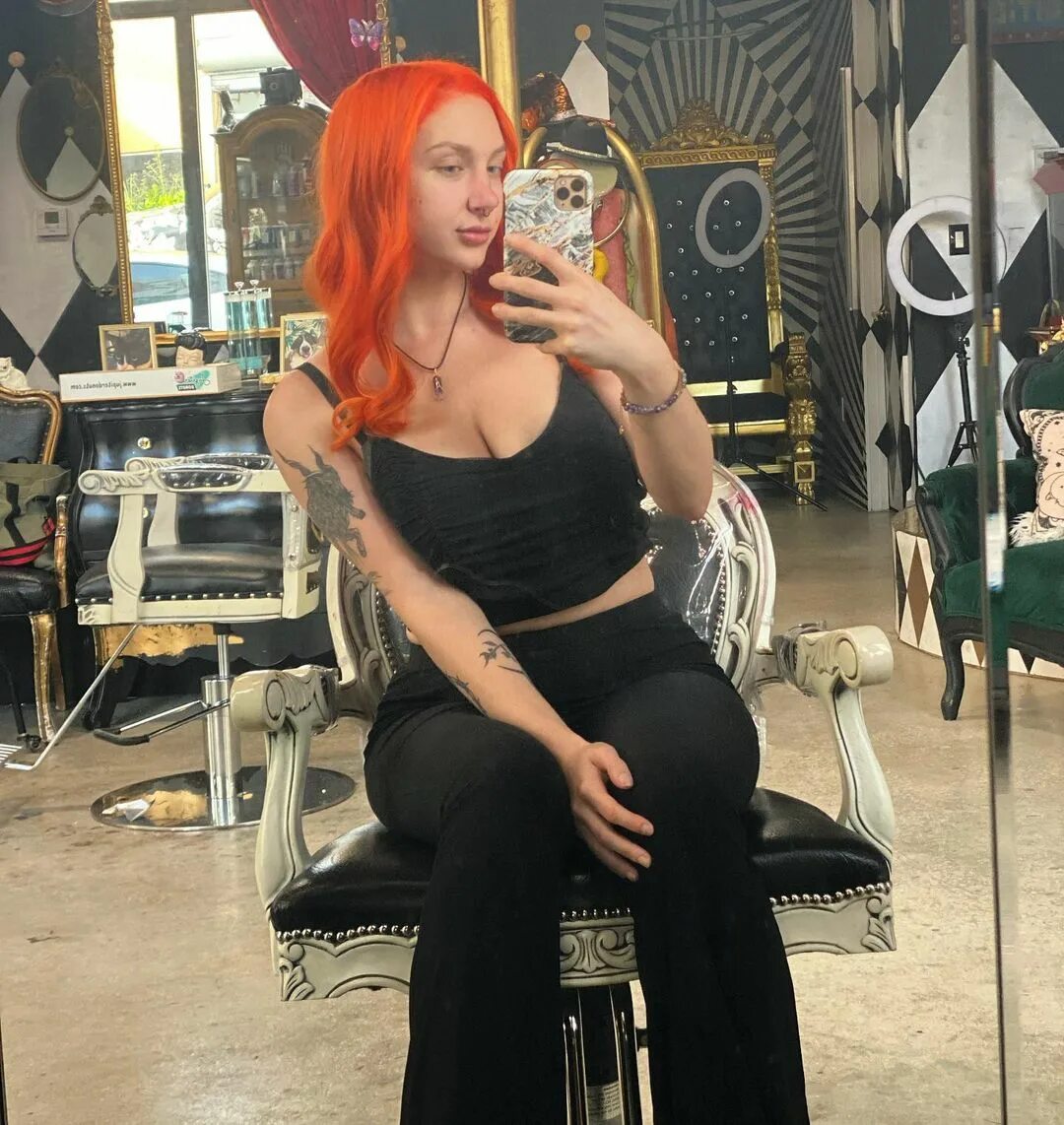 SKYLAR VOX 🥀 в Instagram: "🧡 🍊"